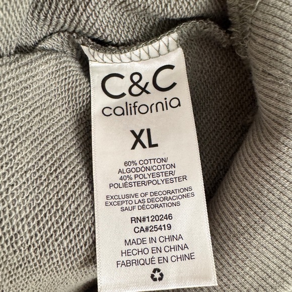 NWT C&C California Women's Olive Green Sweater with Lace Detail - Size XL - Picture 7 of 12